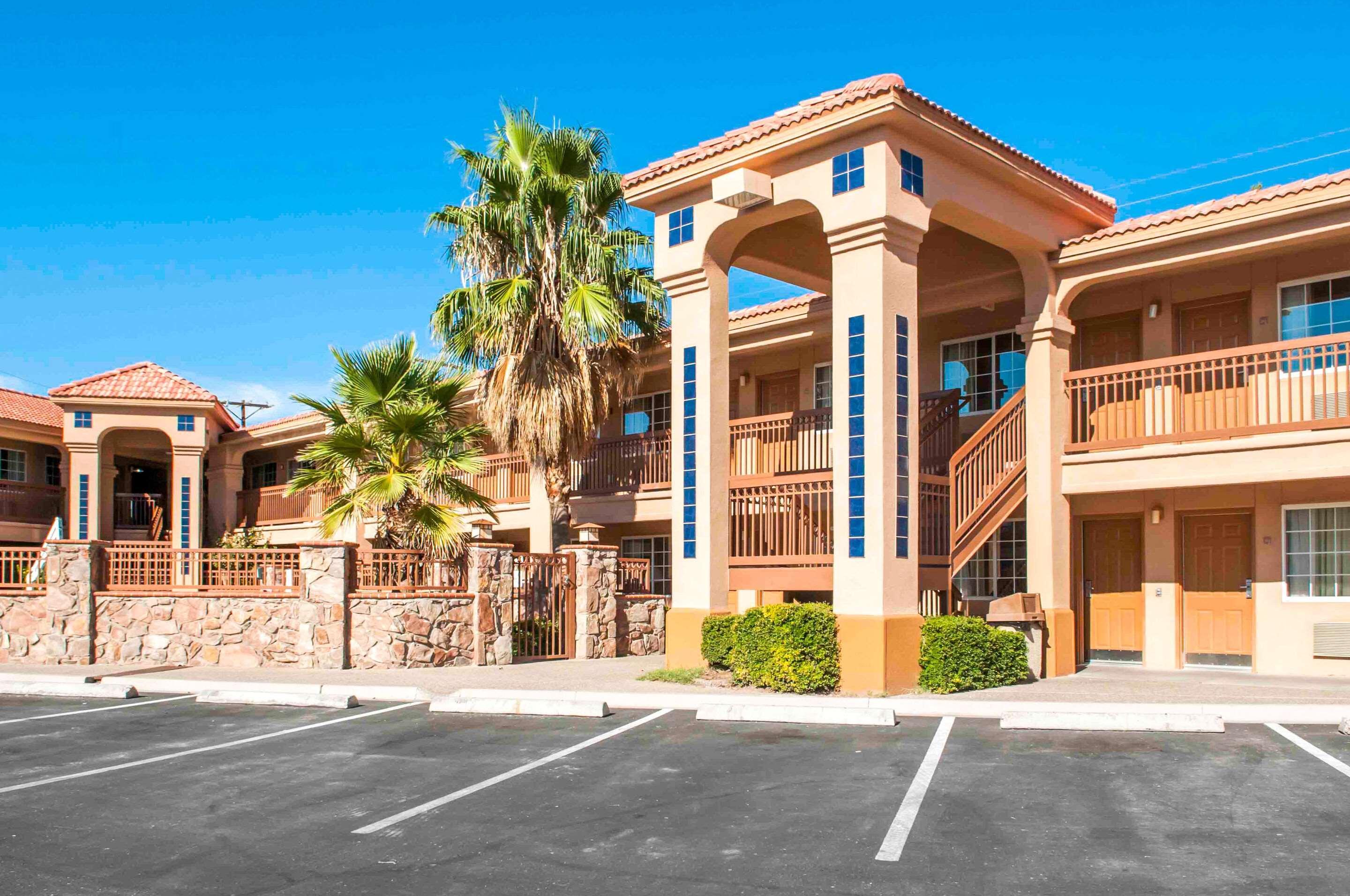 Quality Inn & Suites Las Cruces - University Area Exterior foto