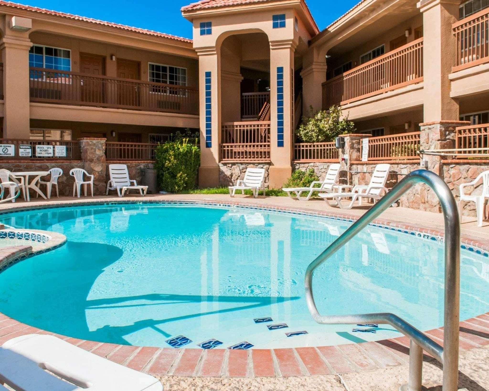 Quality Inn & Suites Las Cruces - University Area Exterior foto